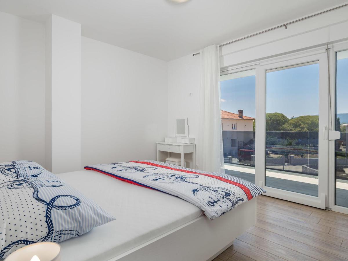 Holiday Home Villa Palma - KRK148 Pinezići Esterno foto