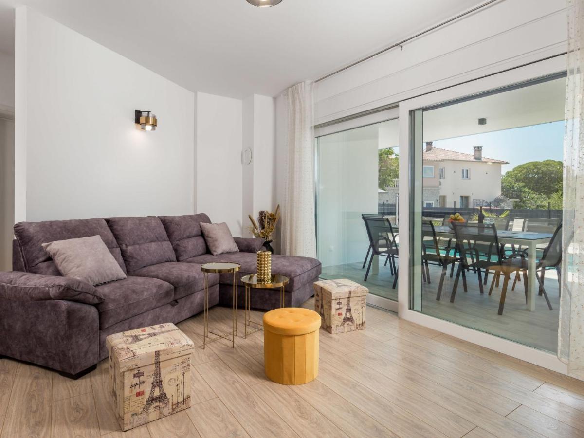 Holiday Home Villa Palma - KRK148 Pinezići Esterno foto