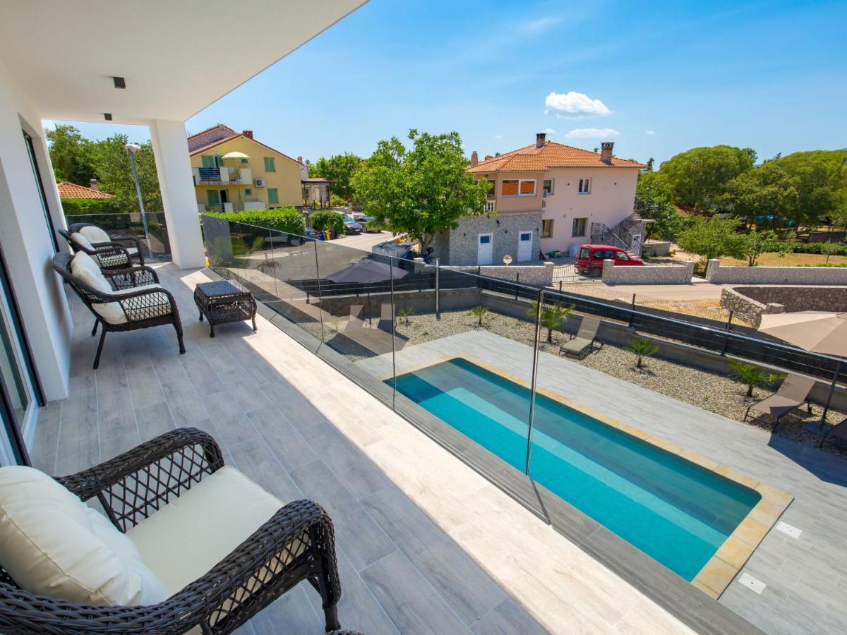 Holiday Home Villa Palma - KRK148 Pinezići Esterno foto