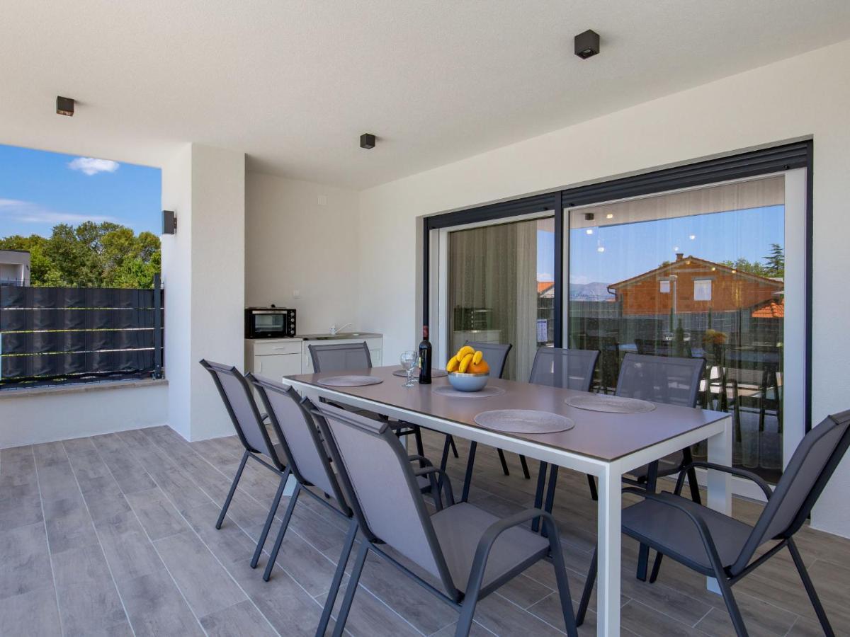 Holiday Home Villa Palma - KRK148 Pinezići Esterno foto